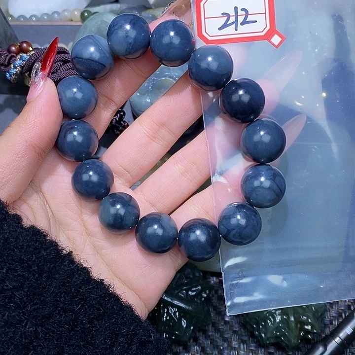 和田玉和田玉边角料随机发未镶嵌