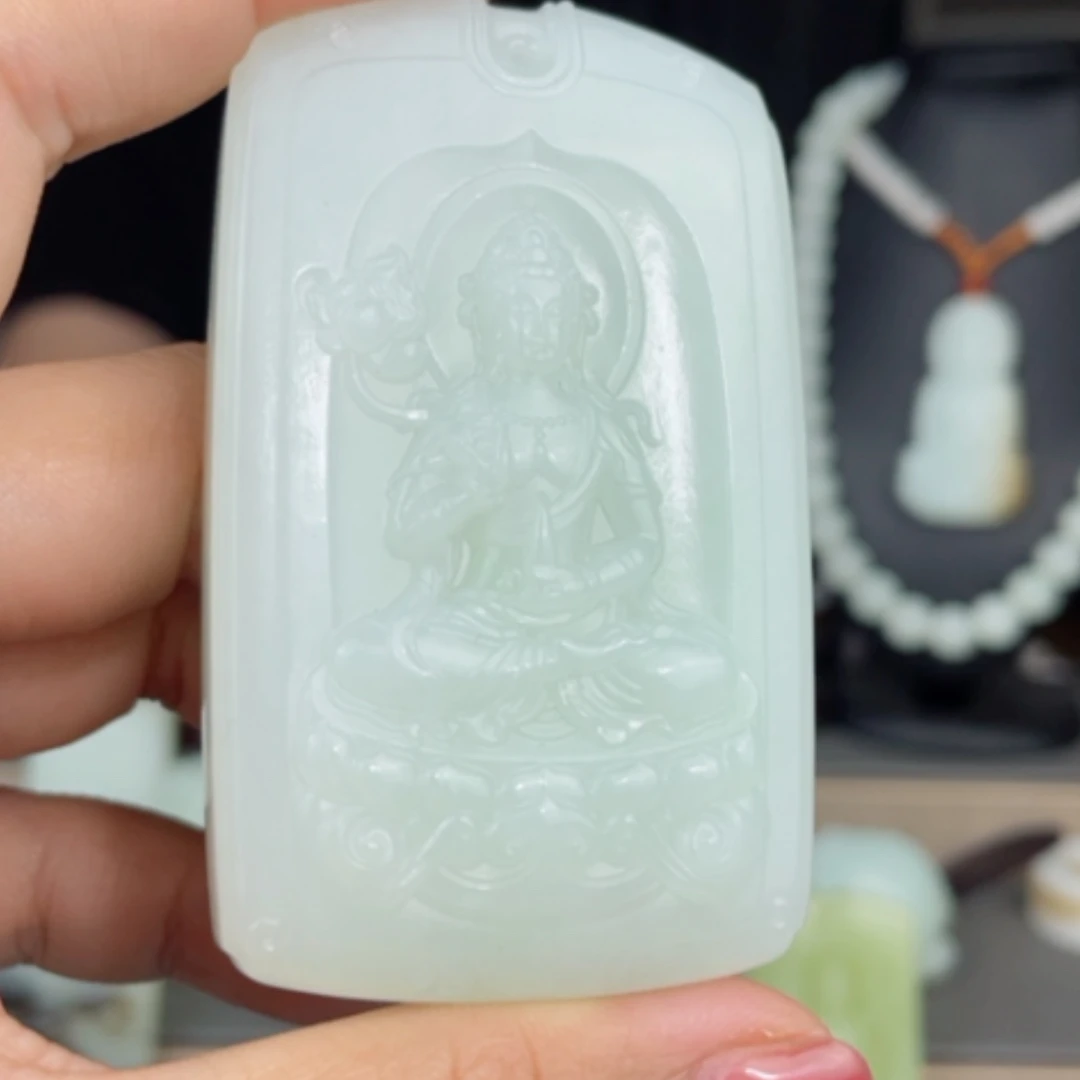 【闪购商品】颈饰未镶嵌和田玉z***s