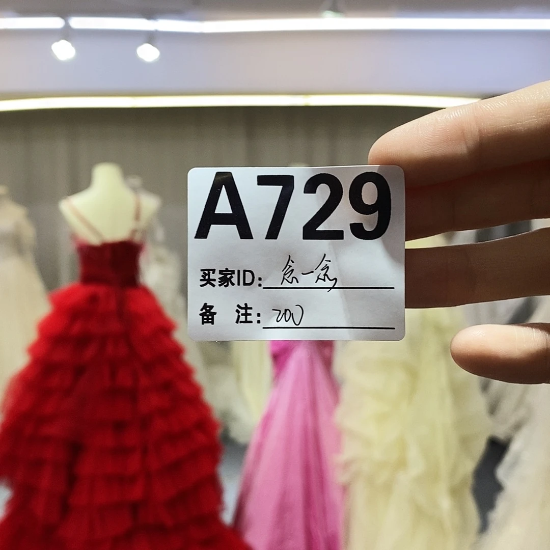 二手婚纱礼服齐地秀禾