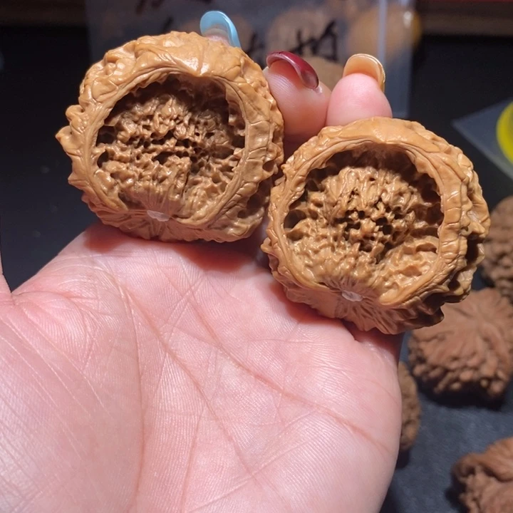 心***顺文玩核桃吊坠蛇头
