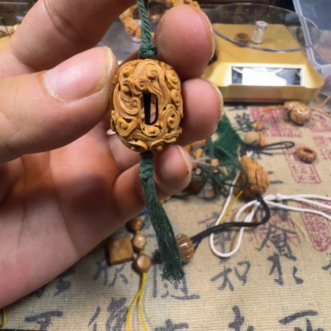 吊坠核桃桃核漏云80