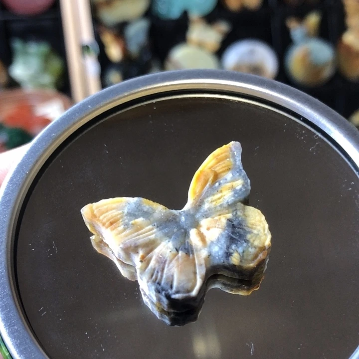 岫玉未镶嵌岫玉手持