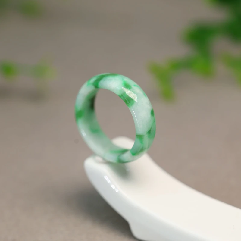 #J822 白底青飘辣绿缅甸天然A货翡翠戒指18号女戒指环
