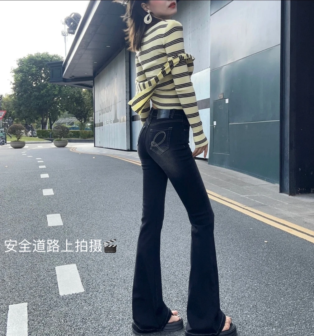 秋季刺绣翘臀休闲风喇叭裤拖地显瘦气质弹力牛仔修身裤子