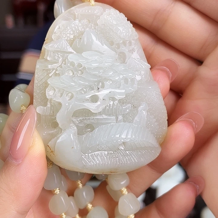 颈饰未镶嵌和田玉