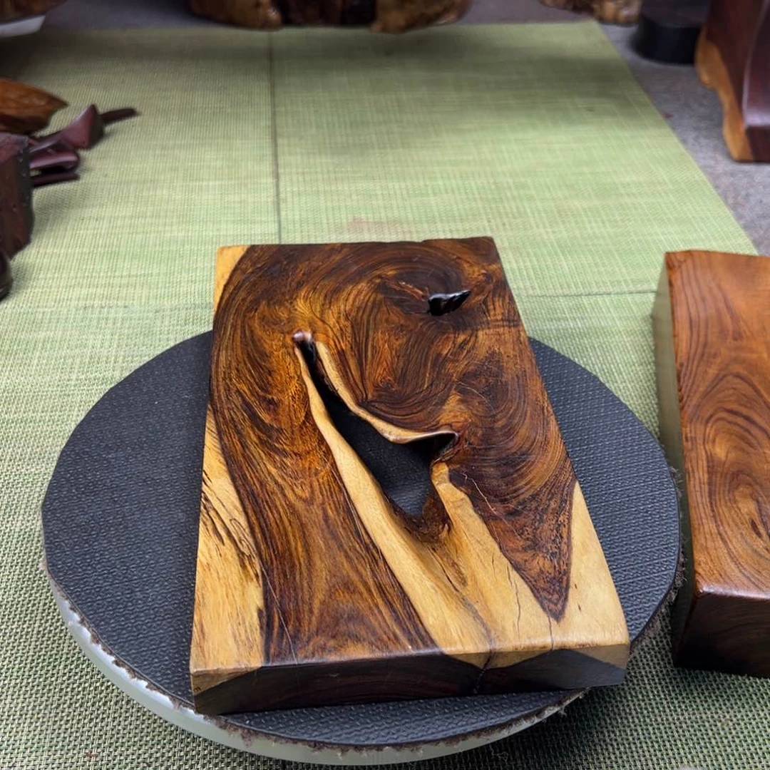 大果紫檀（缅甸花梨）张*宝