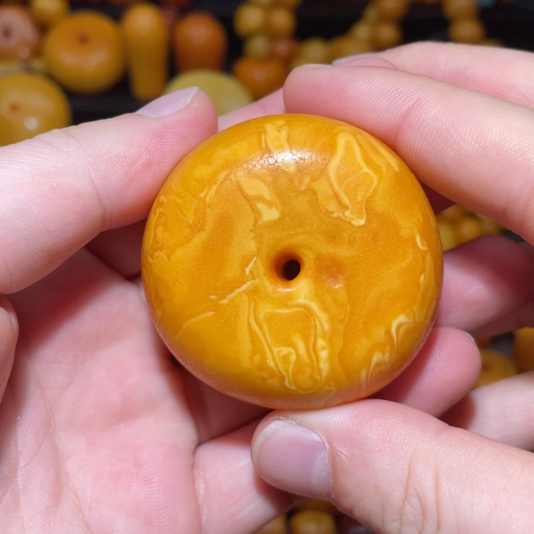 琥珀未镶嵌裸石饼子