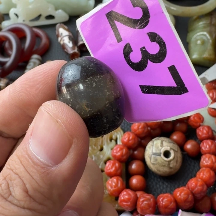 未镶嵌颈饰玛瑙/玉髓