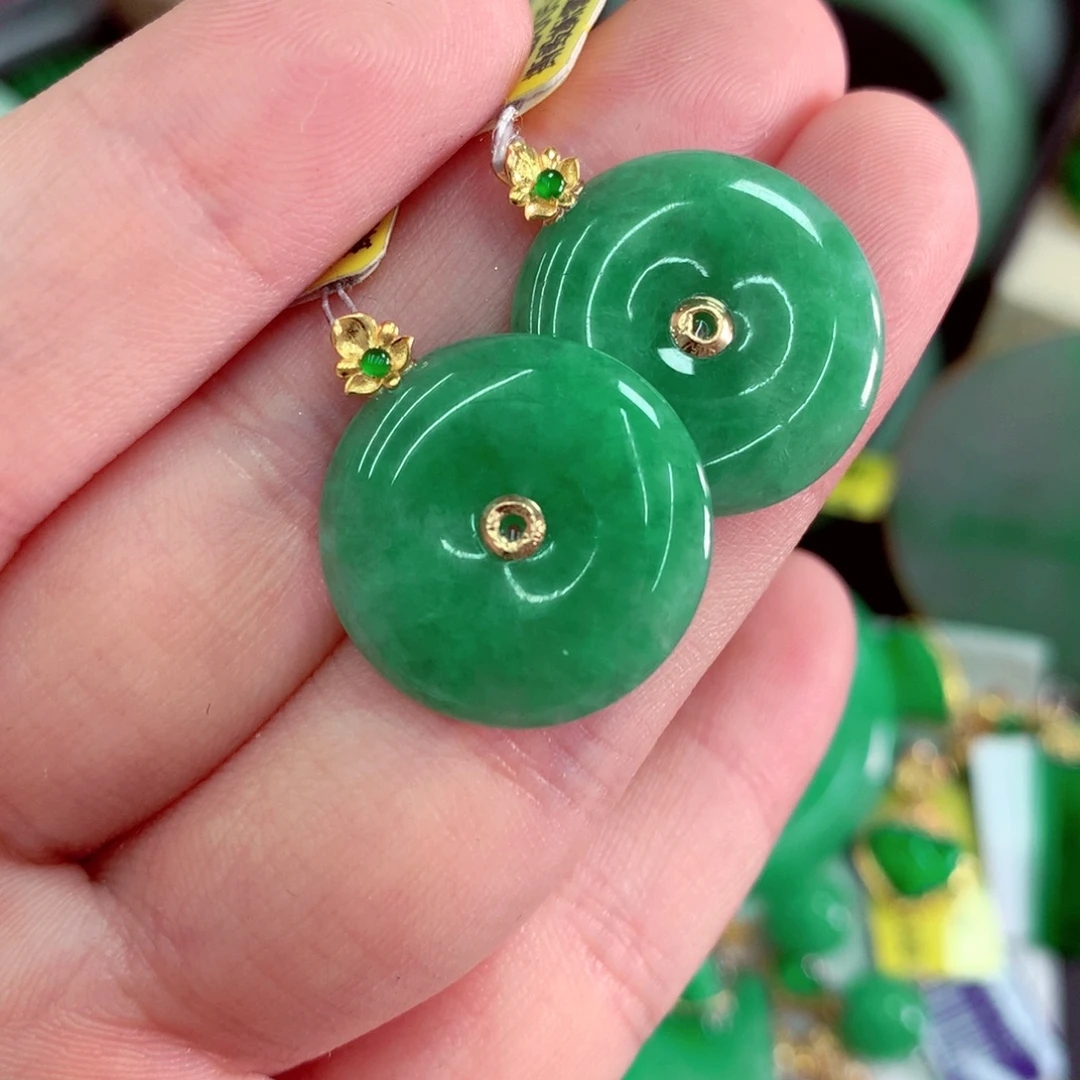 翡翠18K金镶嵌吊坠(不含链)一对发货