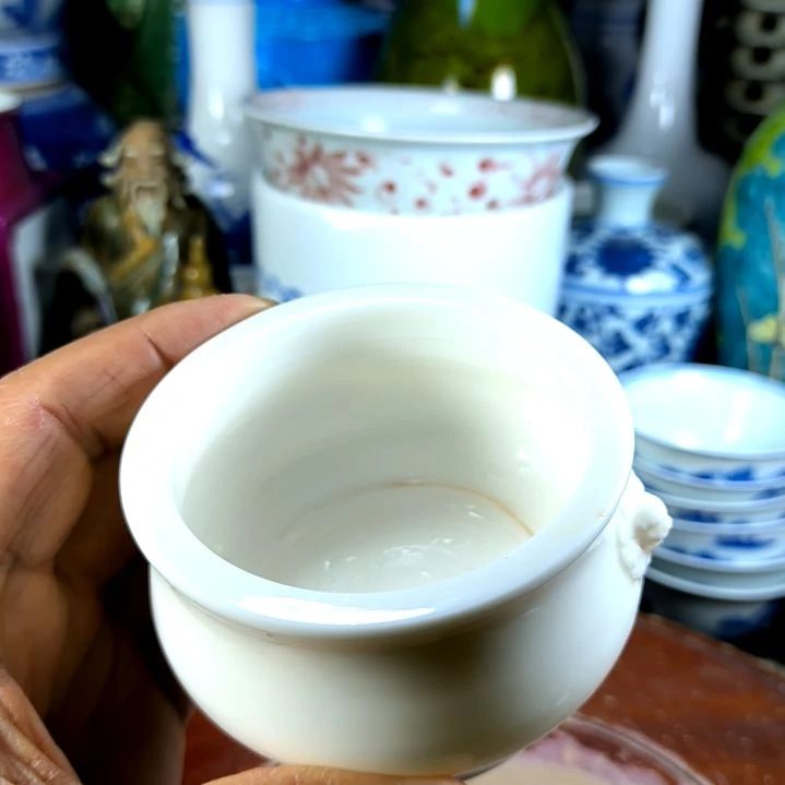 摆件意**在全手工制作的瓷器杂件