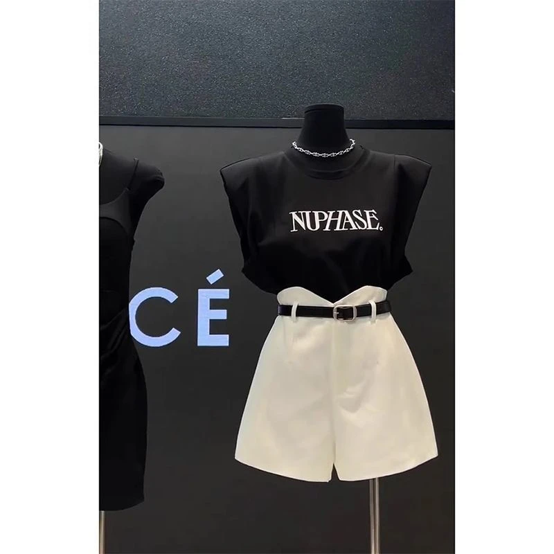 夏装搭配一整套2025新款时尚气质炸街减龄洋气t恤短裤休闲两件套