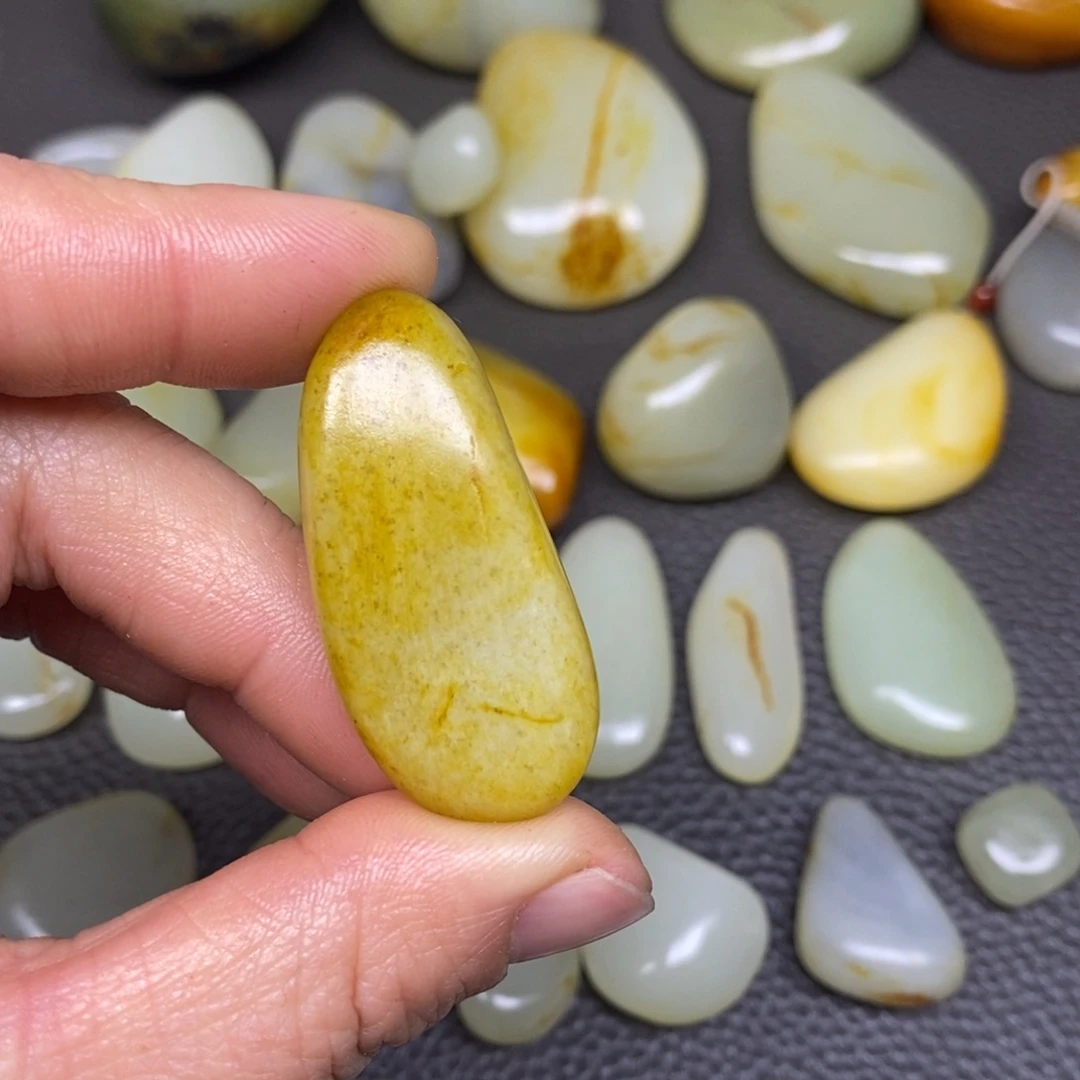 和田玉挂件未镶嵌荻*