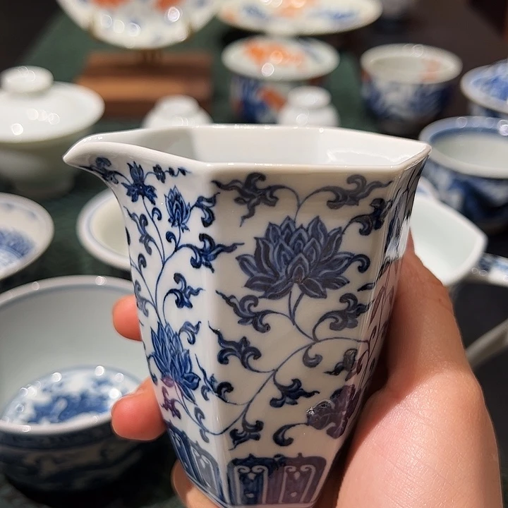 缠枝莲六方公道杯杯