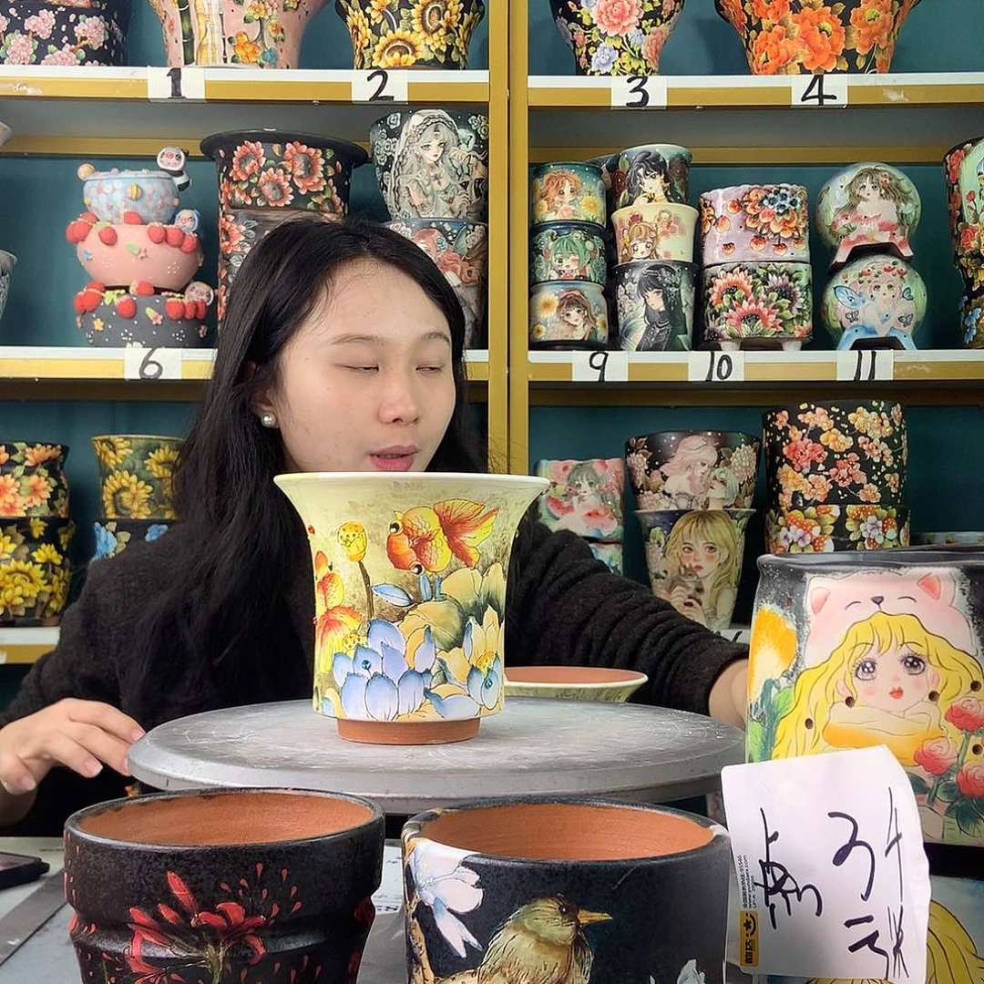 陶景德镇手工花盆981