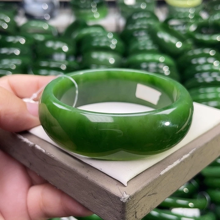 足银镶嵌手镯和田玉（碧玉）