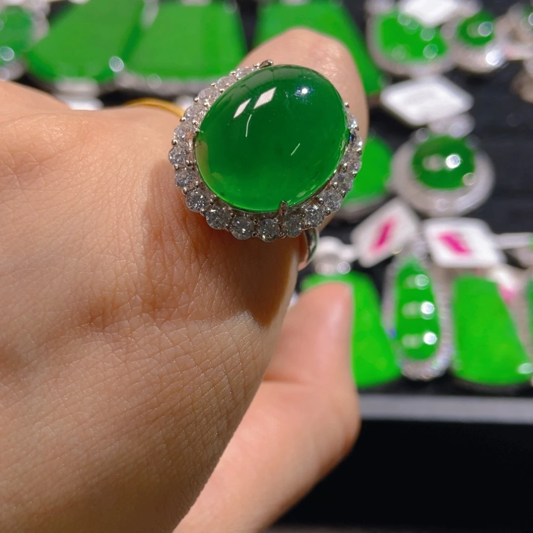 翡翠吊坠(不含链)未镶嵌