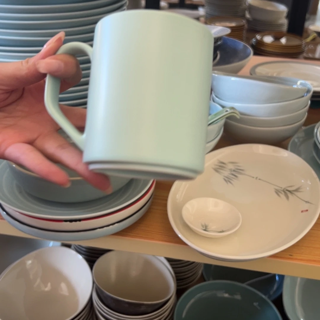 新骨瓷180瑕疵慎拍蒲荷绿 哑光 马克杯