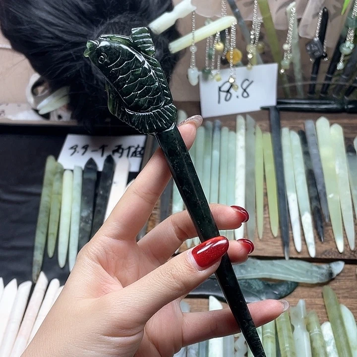 蛇纹石玉发饰合金