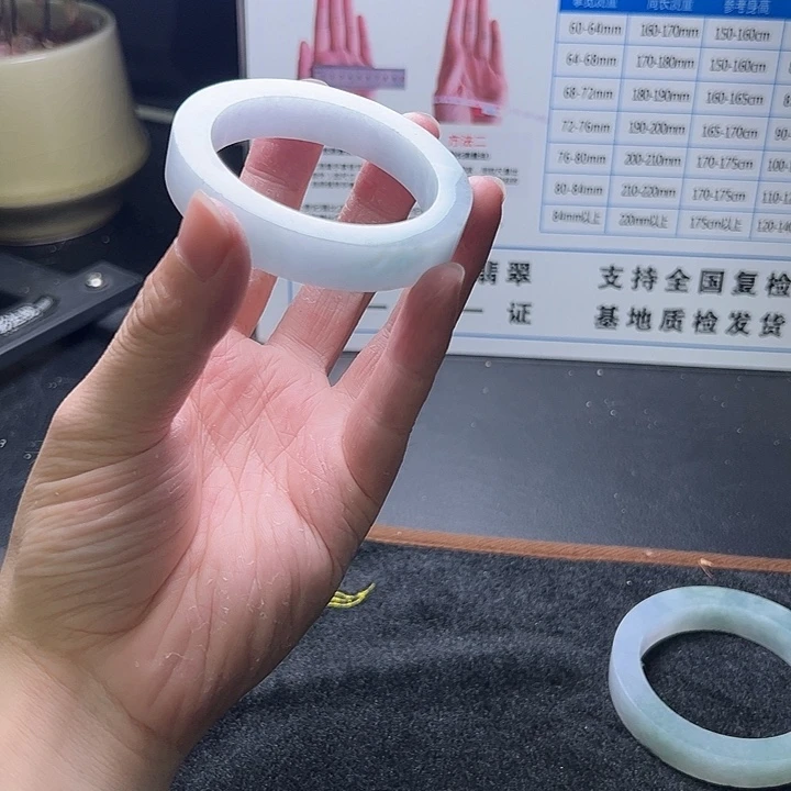 定制翡翠未镶嵌天然缅甸翡翠定制