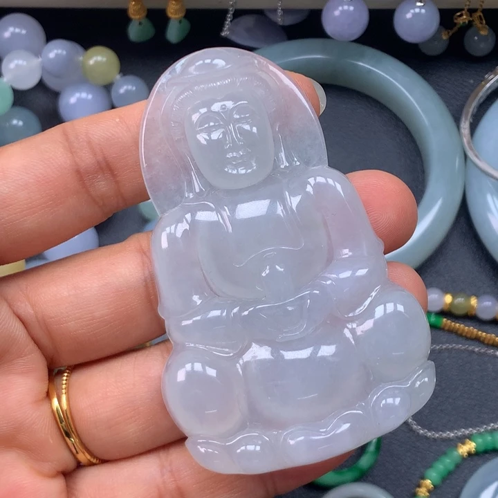 翡翠未镶嵌颈饰大观音