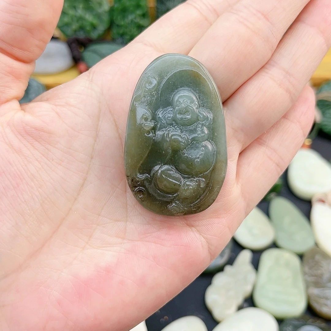 和田玉未镶嵌颈饰