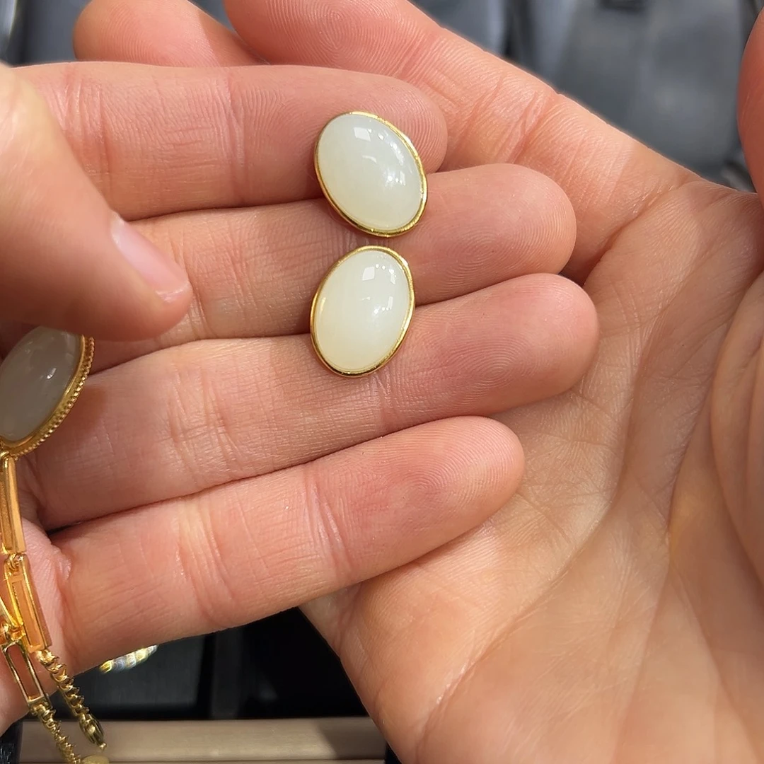 和田玉耳钉颜色多样性发货拍一发一银S925镶嵌千*鹤