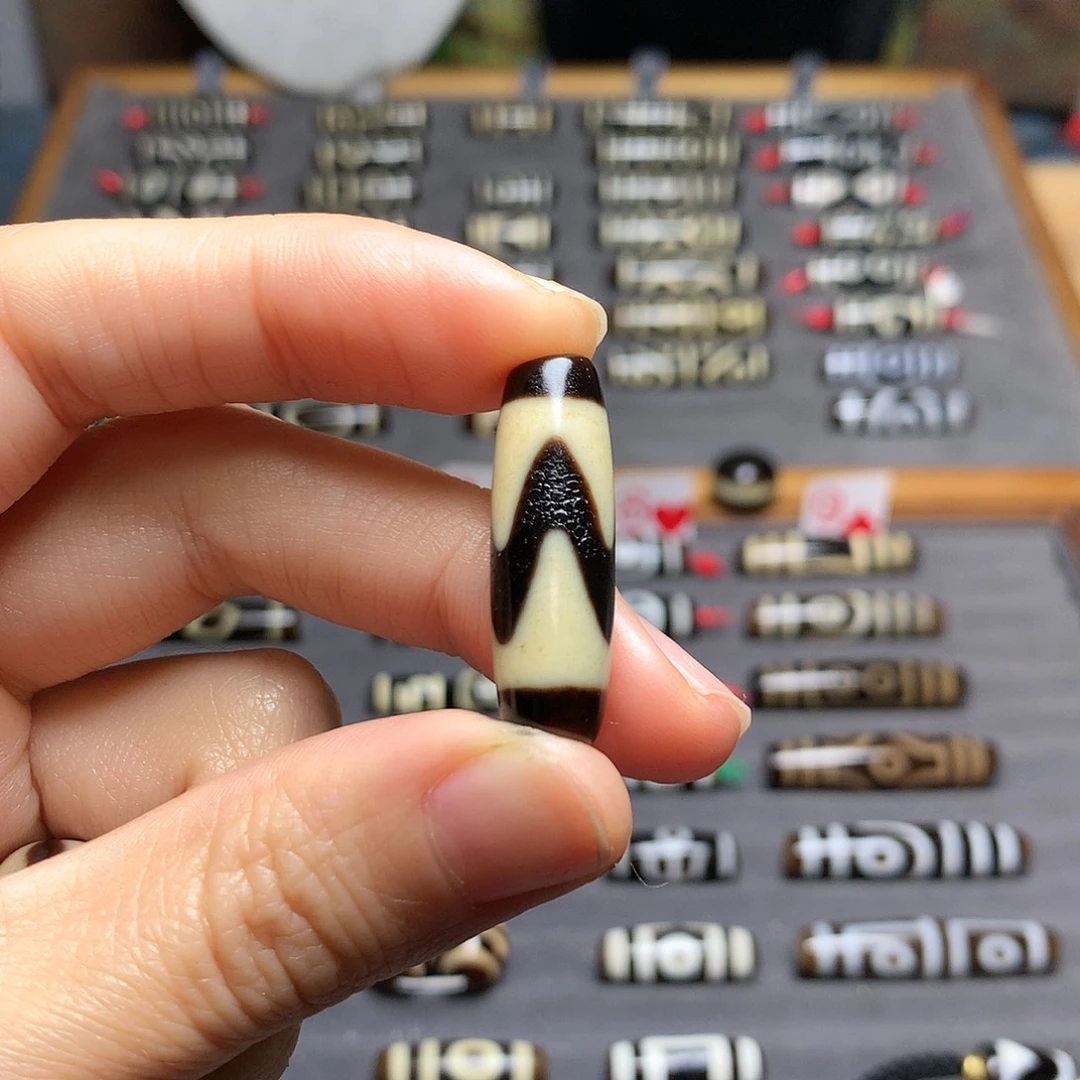 玛瑙/玉髓吊坠(赠链)未镶嵌荃*轩