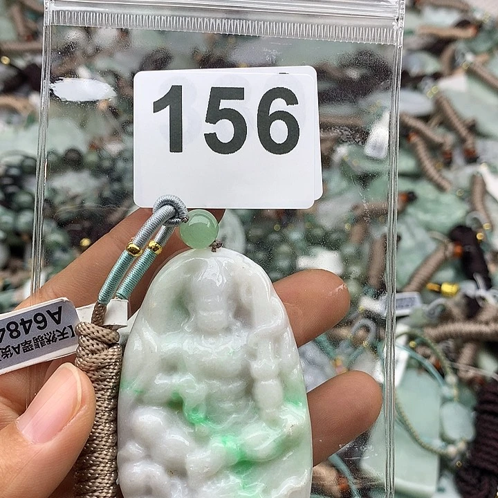 翡翠颈饰未镶嵌爺*翡翠