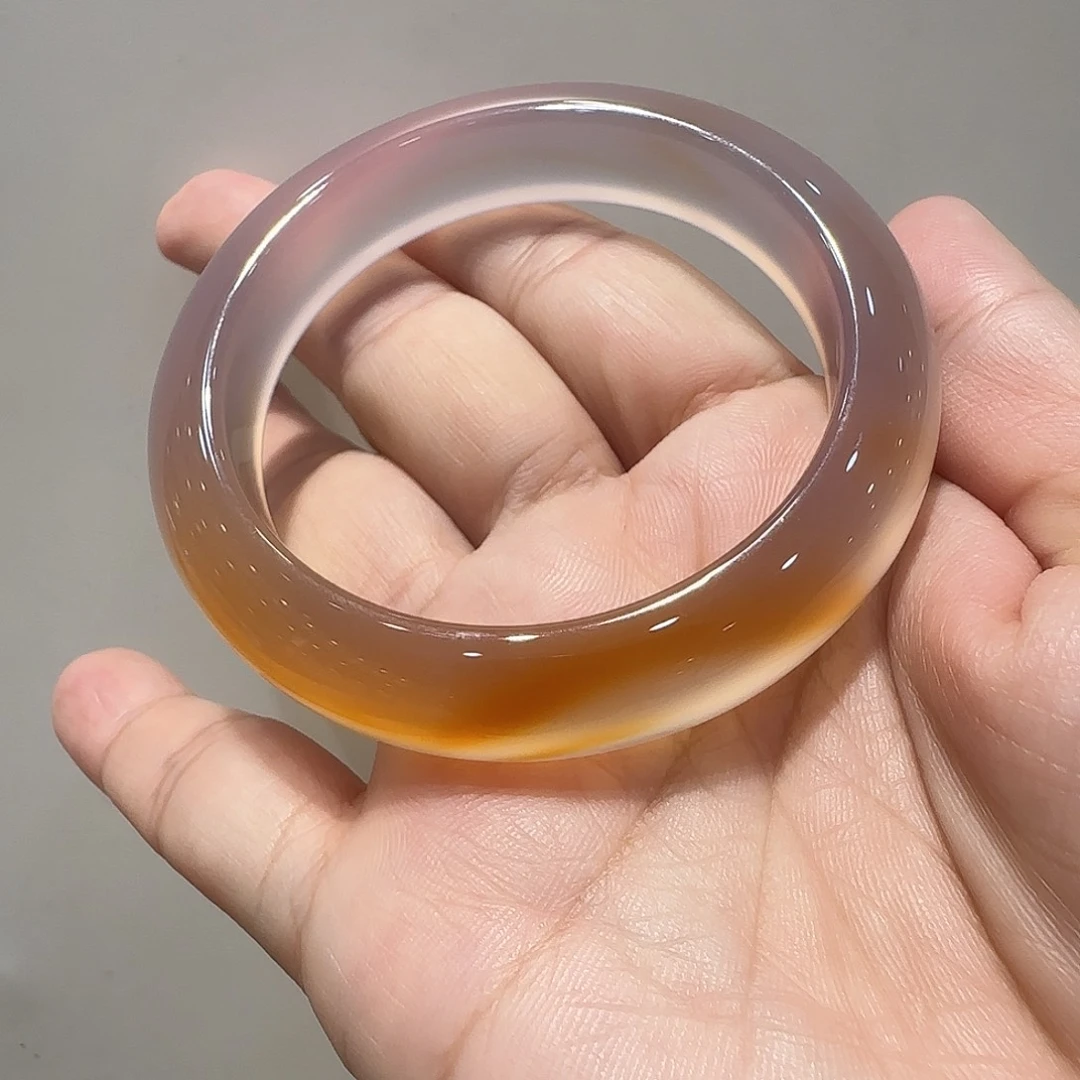 蔡***蔡手镯玛瑙/玉髓未镶嵌