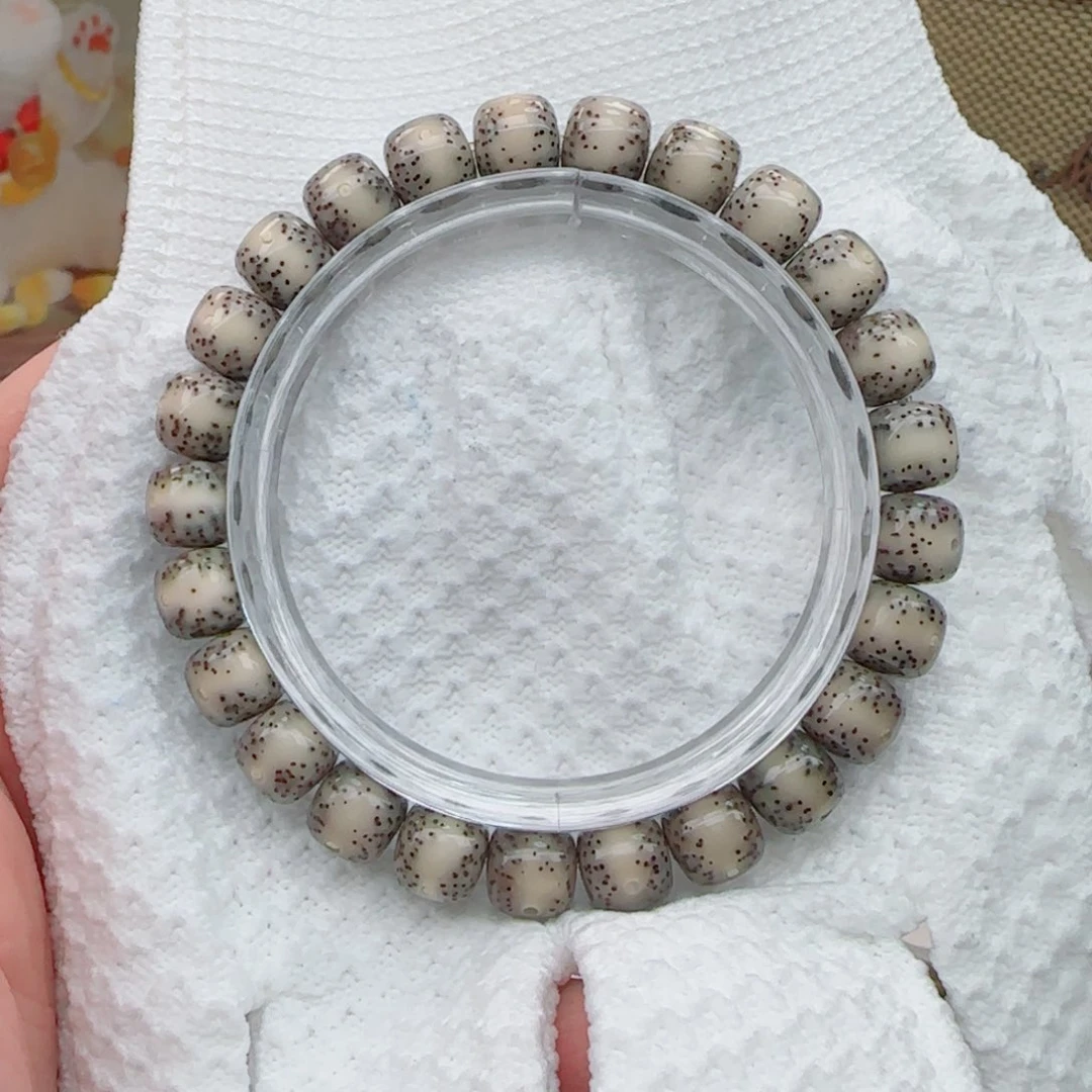 手串星月菩提一线通体留白9*8