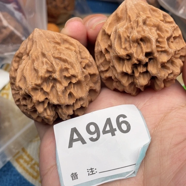 文玩核桃吊坠核桃