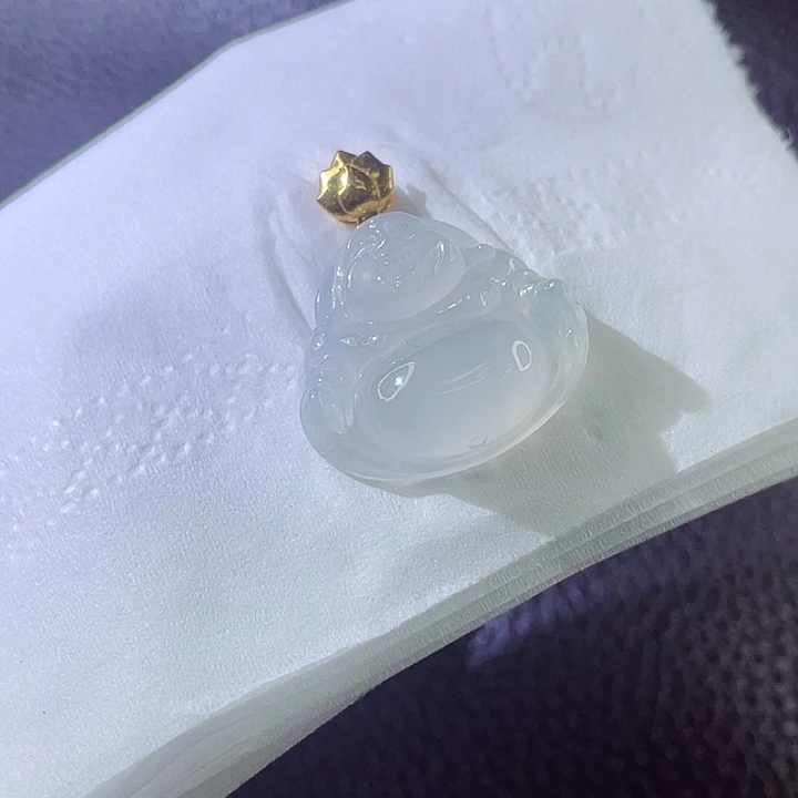 翡翠颈饰18K金镶嵌翡翠