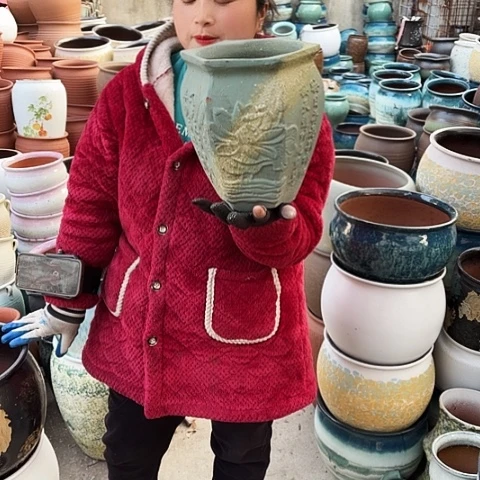 口18高24瑕疵盆子。