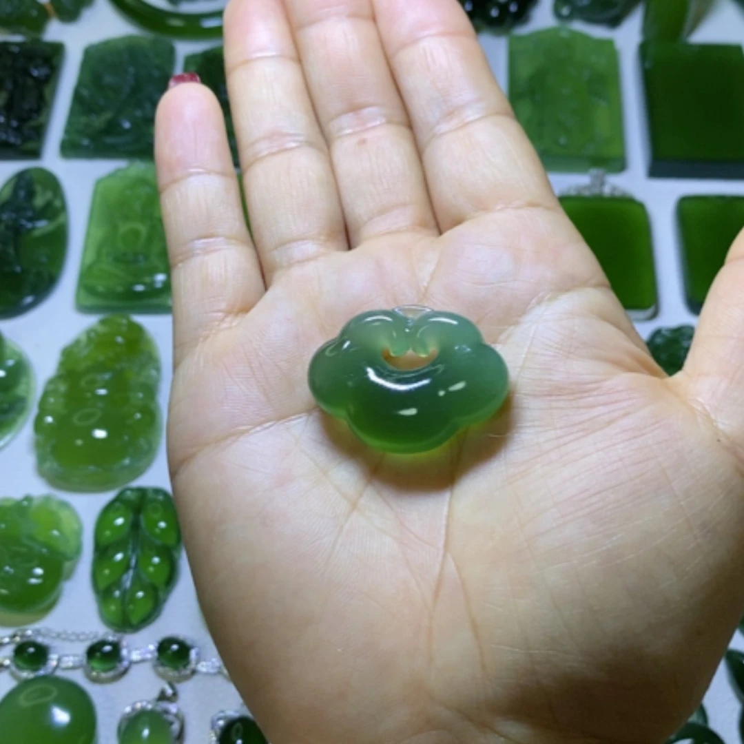 【闪购商品】蛇纹石玉颈饰未镶嵌