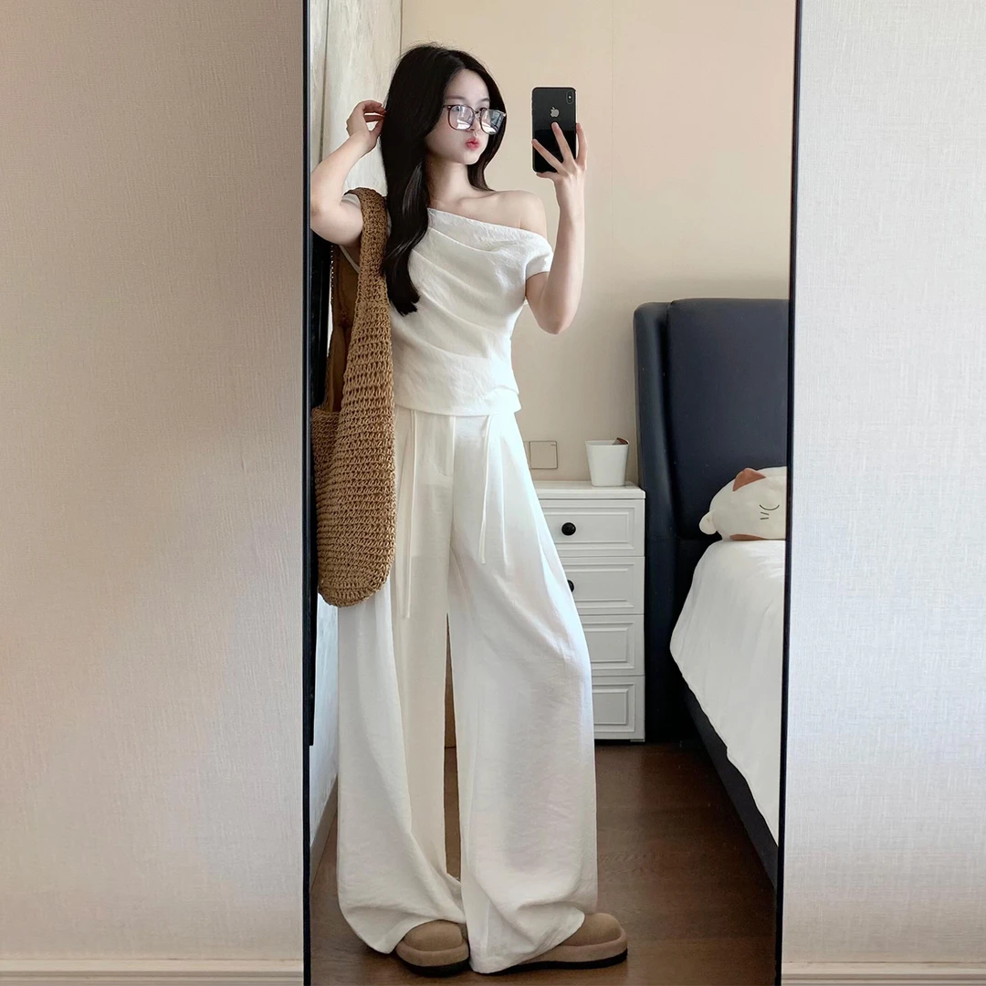 韩系减龄穿搭一整套白色斜肩套装女夏季2025新款高级感休闲两件套