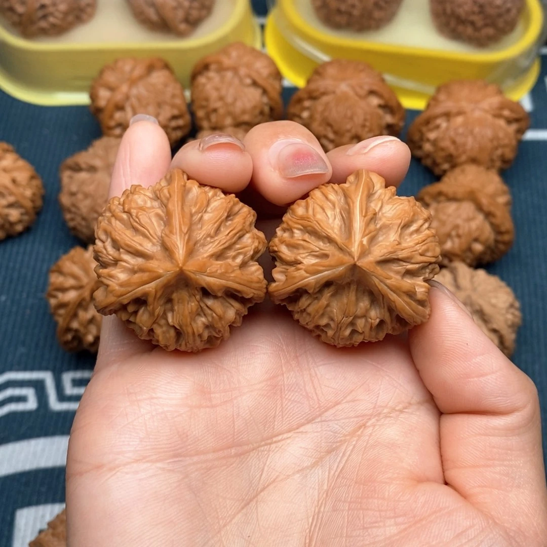 吊坠文玩核桃潍****司玉龙36.37