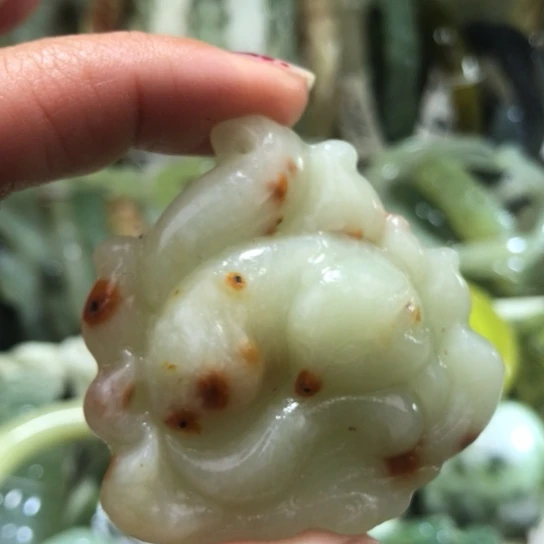 岫玉未镶嵌吊坠吊坠