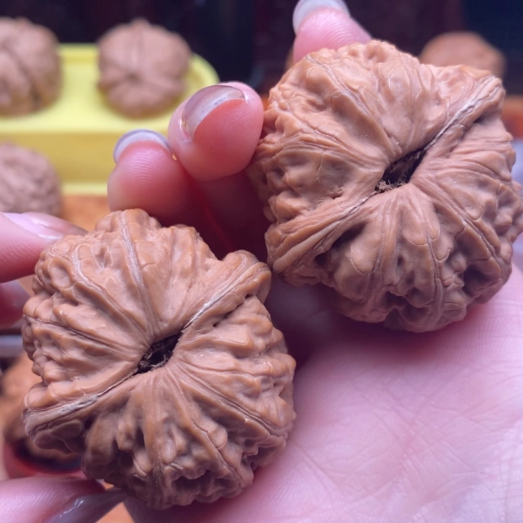 文玩核桃把件静*44元宝