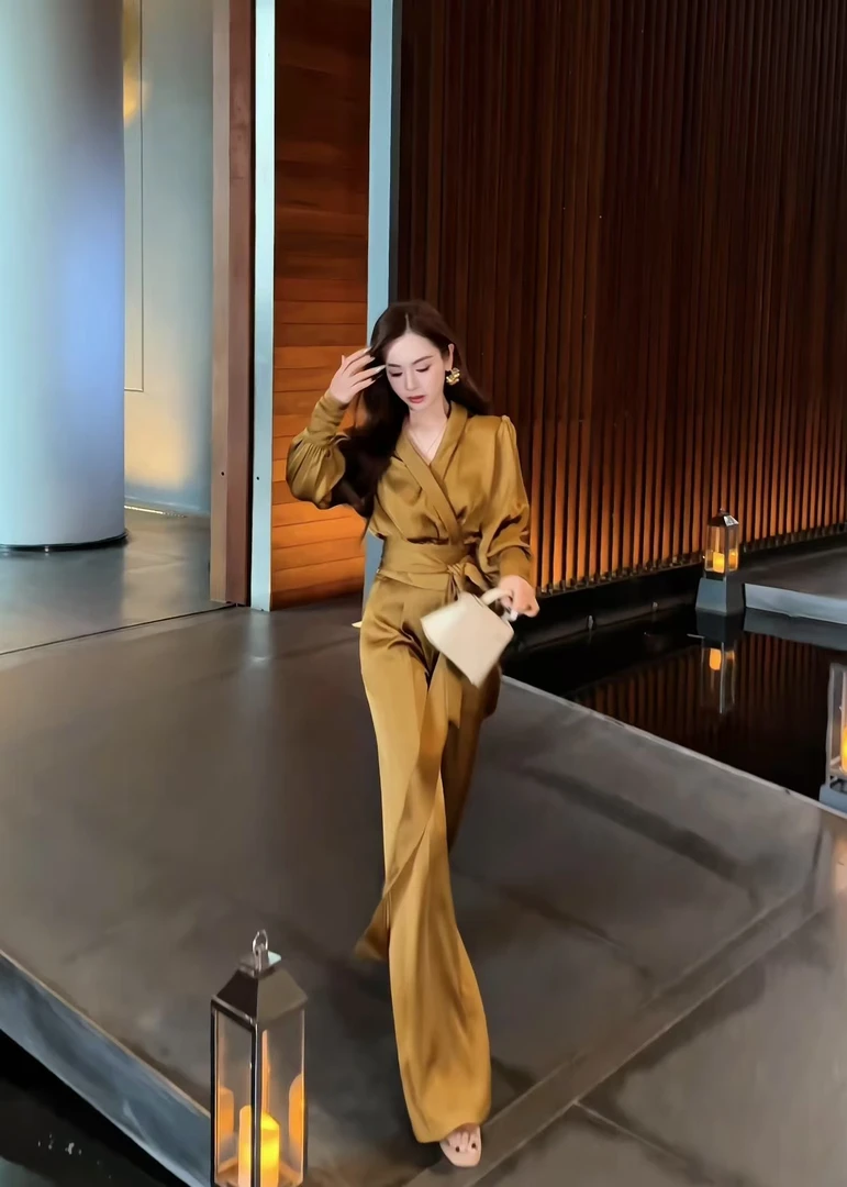 【春款现货】DO607春季系带时尚长袖显瘦气质款香槟金色套装