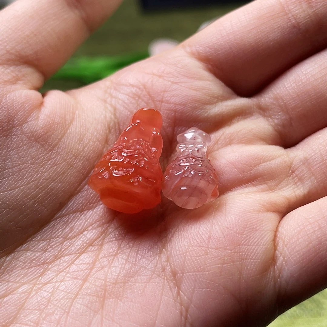 南红玛瑙未镶嵌摆件2805