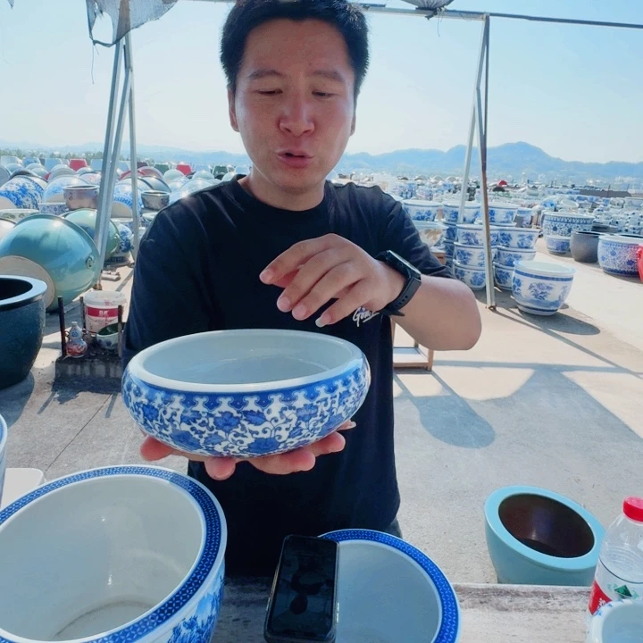 瓷片直径20，高6。。。。。