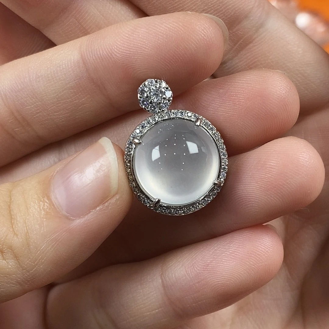 合金吊坠石英质玉