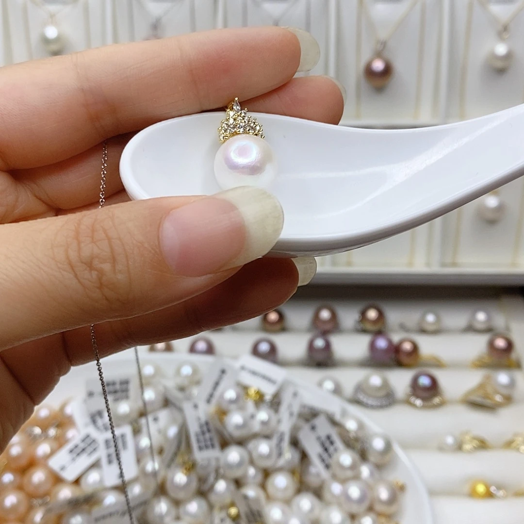 淡水珍珠未镶嵌吊坠(赠链)