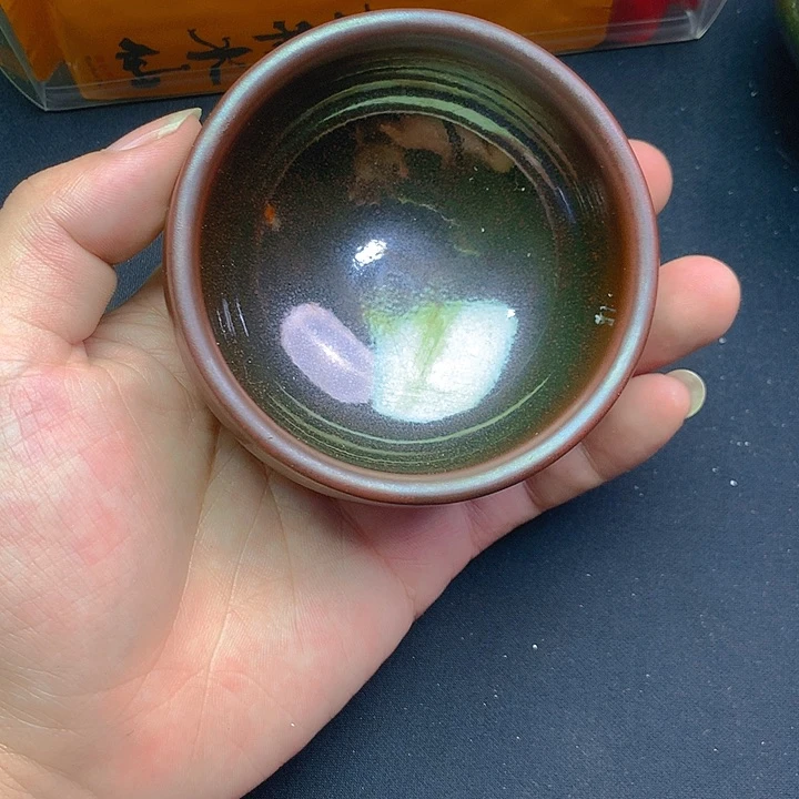 茶盏不哈哈回家啦啦姐姐