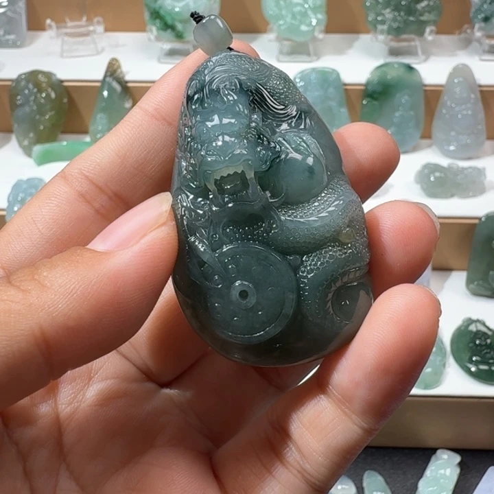 小***星翡翠未镶嵌项链翡翠