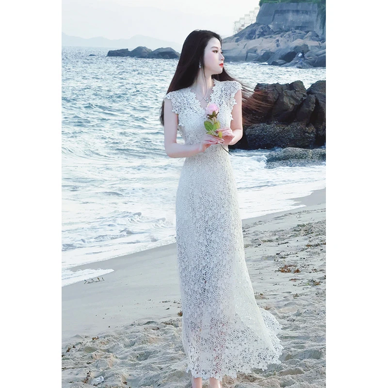 2025美倩私服轻奢蕾丝连衣裙优雅复古高级感长裙收腰显瘦连衣裙