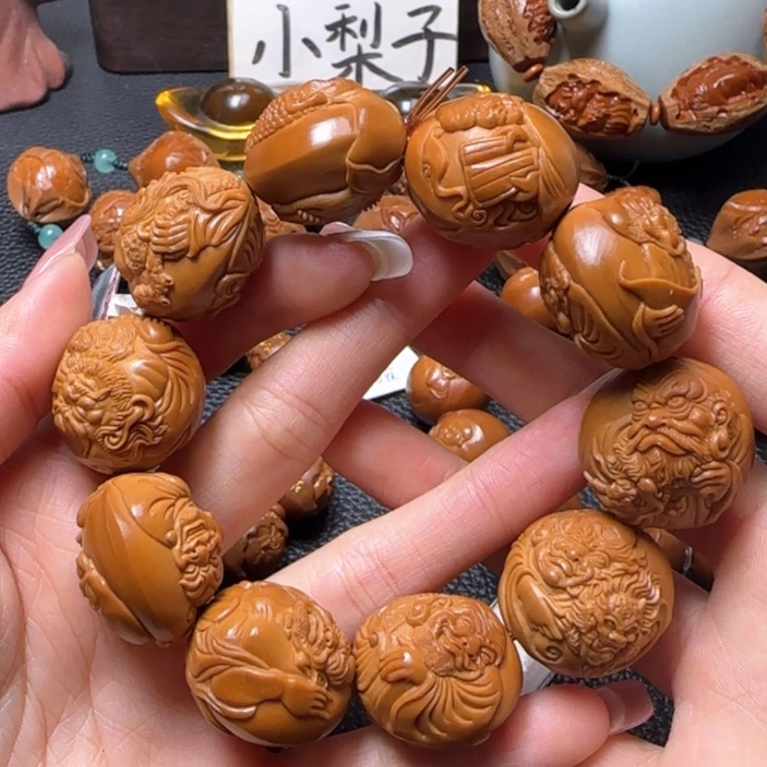 【闪购商品】橄榄核把件双面浮雕罗汉
