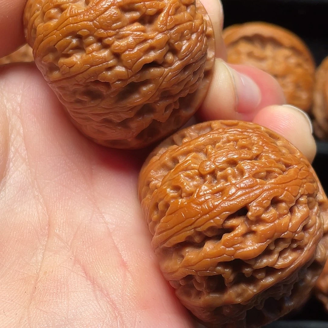 文玩核桃把件秦岭山脉核桃