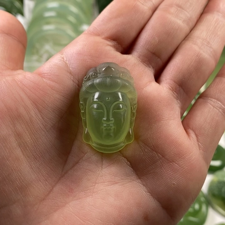 未镶嵌蛇纹石玉颈饰