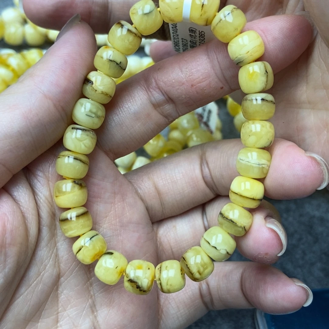 琥珀未镶嵌珠宝奇石30